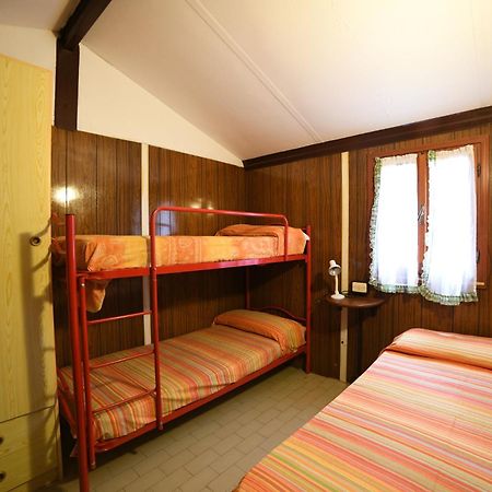 Camping C'Era Una Volta Villanova d'Albenga Værelse billede